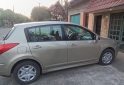 Autos - Nissan TIIDA (visia) 2010 Nafta 149000Km - En Venta