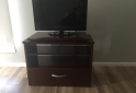 Hogar - TV 32'' no smart y mesa - En Venta