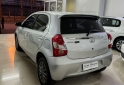 Autos - Toyota ETIOS 2014 Nafta 120000Km - En Venta