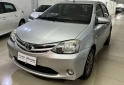 Autos - Toyota ETIOS 2014 Nafta 120000Km - En Venta