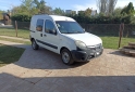 Utilitarios - Renault Kangoo 2015 GNC 240000Km - En Venta