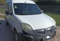 Utilitarios - Renault Kangoo 2015 GNC 240000Km - En Venta