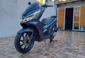 Motos - Honda Pcx 2022 Nafta 1300Km - En Venta