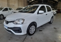 Autos - Toyota Etios 2023 Nafta 59000Km - En Venta