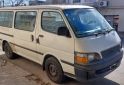 Utilitarios - Toyota HIACE 2000 Diesel 327000Km - En Venta