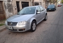 Autos - Volkswagen BORA TRENDLINE 2.0 NAFTA 2011 Nafta 87000Km - En Venta