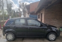 Autos - Ford Fiesta 2006 GNC 230000Km - En Venta