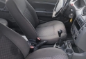 Autos - Ford Fiesta 2006 GNC 230000Km - En Venta