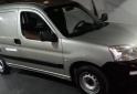 Utilitarios - Peugeot partner 2014 GNC 135000Km - En Venta