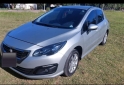 Autos - Peugeot 308 Active 2015 Nafta 120000Km - En Venta