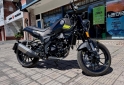 Motos - Benelli Leoncino 250 2022 Nafta 5000Km - En Venta