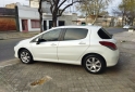 Autos - Peugeot 308 ALLURE NAVEGADOR 208 2015 Nafta 99000Km - En Venta