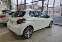 Autos - Peugeot 208 2017 Nafta 102000Km - En Venta