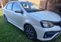 Autos - Toyota etios 2021 GNC 73000Km - En Venta