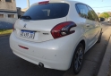 Autos - Peugeot 208 2019 Nafta 28500Km - En Venta