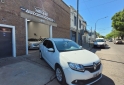 Autos - Renault Logan 2015 GNC 95000Km - En Venta