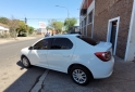 Autos - Renault Logan 2015 GNC 95000Km - En Venta