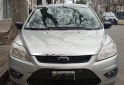 Autos - Ford Focus 2010 GNC 180000Km - En Venta