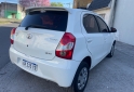 Autos - Toyota Etios 2016 Nafta 103000Km - En Venta