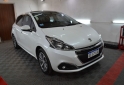 Autos - Peugeot 208 2017 Nafta 98000Km - En Venta