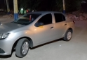 Autos - Renault Logan 2015 Nafta 127000Km - En Venta