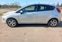 Autos - Ford fiesta kinetic 2012 GNC 153000Km - En Venta