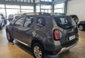 Camionetas - Renault DUSTER PRIVILEGE 1.6N NAV 2015 GNC 125000Km - En Venta