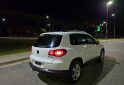 Camionetas - Volkswagen Tiguan 2010 Diesel 135000Km - En Venta