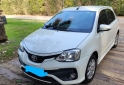 Autos - Toyota Etios XLS 2017 Nafta 90000Km - En Venta