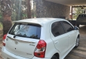 Autos - Toyota Etios XLS 2017 Nafta 90000Km - En Venta