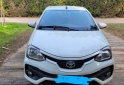 Autos - Toyota Etios XLS 2017 Nafta 90000Km - En Venta