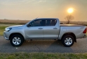 Camionetas - Toyota Hilux SR 2018 Diesel 230000Km - En Venta