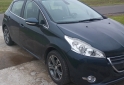 Autos - Peugeot 208 fellini 2014 Nafta 147000Km - En Venta