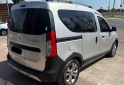 Utilitarios - Renault Kangoo Stepway 2018 Diesel 170000Km - En Venta