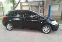 Autos - Toyota Nissan 2014 Nafta 90000Km - En Venta