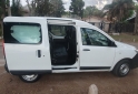 Utilitarios - Renault Kangoo Confort 5As. 114 2020 Nafta 72000Km - En Venta