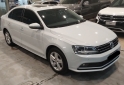 Autos - Volkswagen VENTO 1.4T HIGHLINE AT 2017 Nafta 57000Km - En Venta