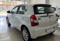 Autos - Toyota Etios 2015 Nafta 90000Km - En Venta