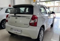 Autos - Toyota Etios 2015 Nafta 90000Km - En Venta