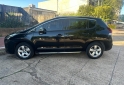 Autos - Peugeot 3008 2016 Nafta 98000Km - En Venta