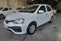 Autos - Toyota Etios 2023 Nafta 58000Km - En Venta