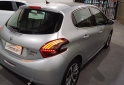 Autos - Peugeot 208 2017 Nafta 90000Km - En Venta