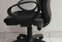 Hogar - Silla de oficina negra beta impecable - En Venta