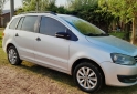 Autos - Volkswagen SURAN 2011 GNC 165000Km - En Venta