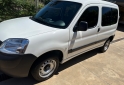 Utilitarios - Citroen Berlingo 5 asientos 3 p. 2023 Diesel 22856Km - En Venta