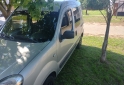 Utilitarios - Renault Kangoo 2015 GNC 96000Km - En Venta