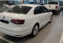 Autos - Volkswagen VENTO 1.4T HIGHLINE AT 2017 Nafta 122500Km - En Venta