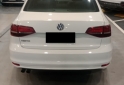 Autos - Volkswagen VENTO 1.4T HIGHLINE AT 2017 Nafta 122500Km - En Venta