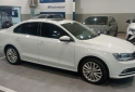 Autos - Volkswagen VENTO 1.4T HIGHLINE AT 2017 Nafta 122500Km - En Venta