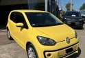 Autos - Volkswagen Up High 2015 Nafta 97000Km - En Venta